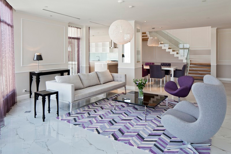 Đây là một căn hộ duplex, hay còn gọi là căn hộ vượt tầng, căn hộ thông tầng nằm trên tầng 27 của một tòa chung cư ở trung tâm thành phố. Cấu trúc căn hộ phân định rõ ràng với tầng dưới là phòng khách, bếp, phòng ăn, không gian giải trí; còn tầng trên là các phòng ngủ. Đây là một căn hộ duplex, hay còn gọi là căn hộ vượt tầng, căn hộ thông tầng nằm trên tầng 27 của một tòa chung cư ở trung tâm thành phố. Cấu trúc căn hộ phân định rõ ràng với tầng dưới là phòng khách, bếp, phòng ăn, không gian giải trí; còn tầng trên là các phòng ngủ.