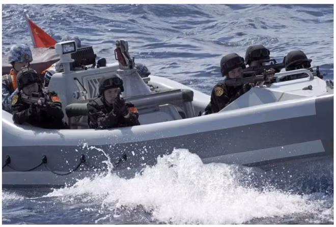 Hải quân Trung Quốc vừa ngang nhiên diễn tập ở quần đảo Trường Sa sau khi tiến hành chiến dịch chống hải tặc ở vịnh Aden - Chụp màn hình SCMP