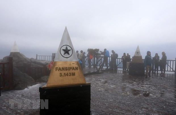 Đỉnh Fansipan. (Ảnh: Quốc Khánh/TTXVN)