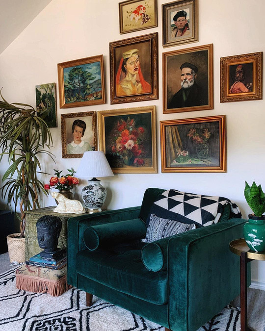 Phong cách này nhằm gợi lên sự thoải mái, hoài cổ và truyền thống. Chắc chắn đây sẽ là một trong những xu hướng được ưa chuộng vào năm 2021.