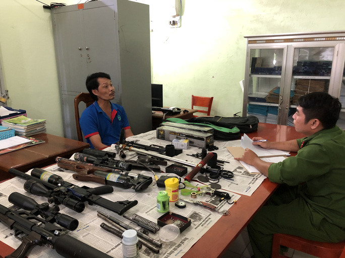 Cả 2 khai nhận với lực lượng công an là đã mua súng tự chế trên mạng