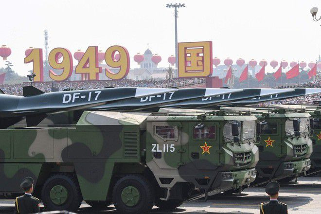 Tên lửa bội siêu thanh DF-17 của Trung Quốc - Ảnh: AFP Tên lửa bội siêu thanh DF-17 của Trung Quốc - Ảnh: AFP