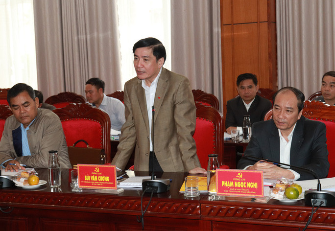 Bí thư Tỉnh ủy Đắk Lắk Bùi Văn Cường giới thiệu các tiềm năng cho nhà đầu tư