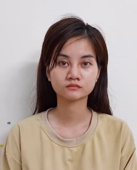 Hoàng Huệ Tâm tại cơ quan công an