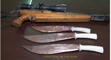 Số tang vật thu giữ trên người, phương tiện và nhà ở của Hòa “Sánh“. Ảnh Công an tỉnh Thái Bình Số tang vật thu giữ trên người, phương tiện và nhà ở của Hòa “Sánh“. Ảnh Công an tỉnh Thái Bình