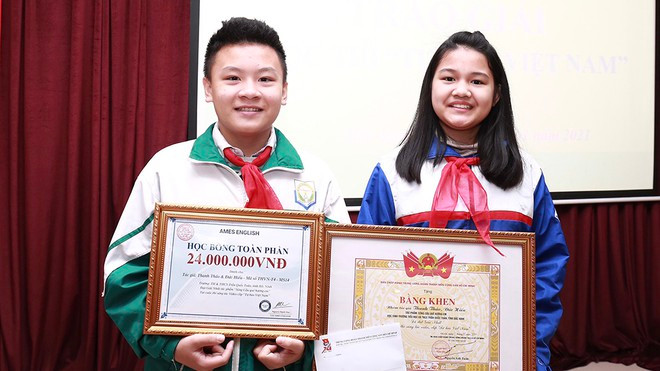 2 học sinh đạt giải nhất cuộc thi sáng tác video clip “Tự hào Việt Nam” ẢNH BẢO ANH