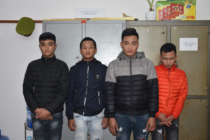 4 đối tượng chuyên trộm xe bị tạm giữ 4 đối tượng chuyên trộm xe bị tạm giữ