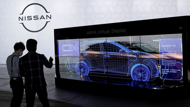 Nissan đang tái cơ cấu hoạt động sản xuất, kinh doanh của công ty ẢNH: REUTERS