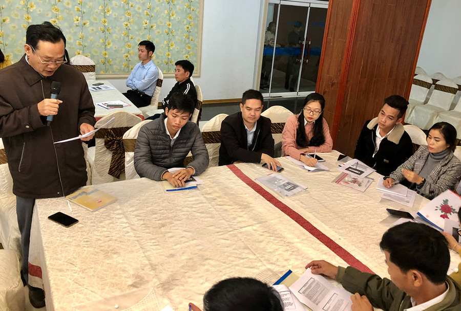 Các đại biểu tham gia thảo luận tại hội thảo. Ảnh: Lê Nam Các đại biểu đóng góp ý kiến tham gia thảo luận trong hội thảo. Ảnh: Lê Nam