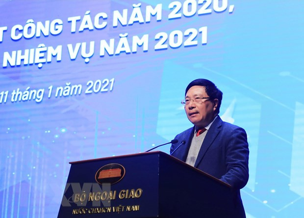 Phó Thủ tướng, Bộ trưởng Bộ Ngoại giao Phạm Bình Minh phát biểu kết luận hội nghị. (Ảnh: Lâm Khánh/TTXVN) Phó Thủ tướng, Bộ trưởng Bộ Ngoại giao Phạm Bình Minh phát biểu kết luận hội nghị. (Ảnh: Lâm Khánh/TTXVN)