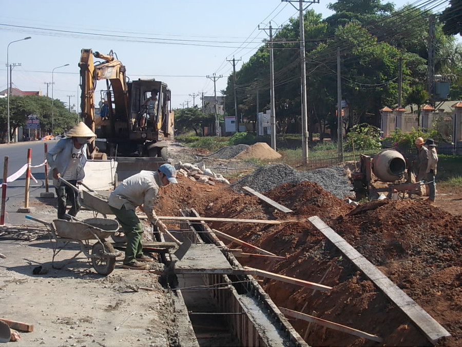 UBND tỉnh Gia Lai chỉ đạo đẩy nhanh tiến độ các dự án đầu tư xây dựng, nâng cấp hạ tầng giao thông