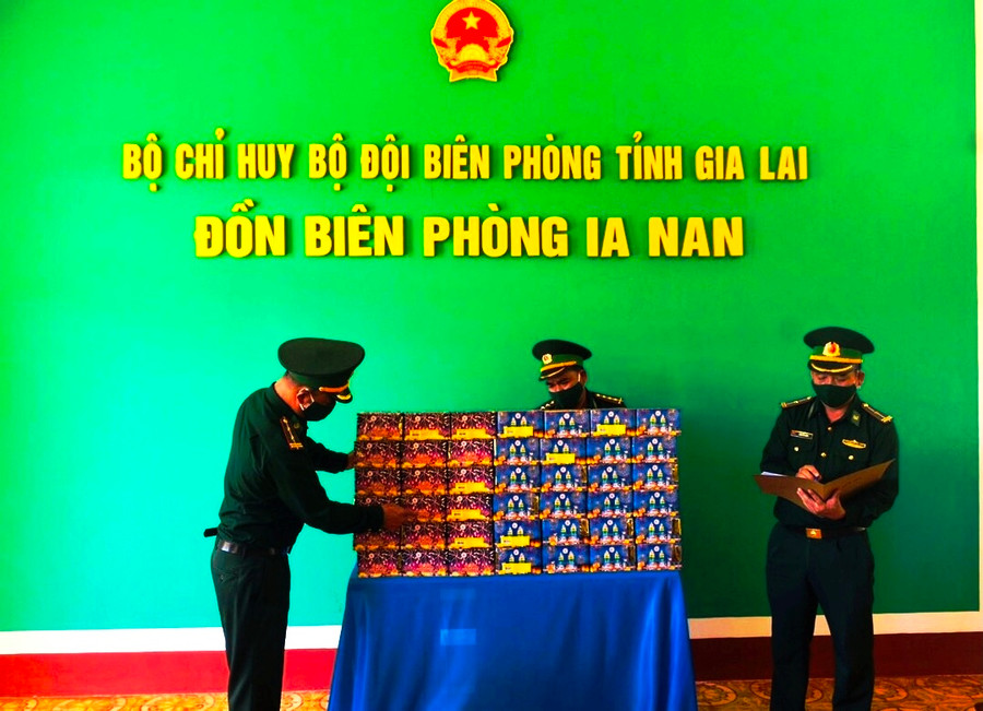 Một vụ bắt giữ pháo tại Đồn Biên phòng Ia Nan