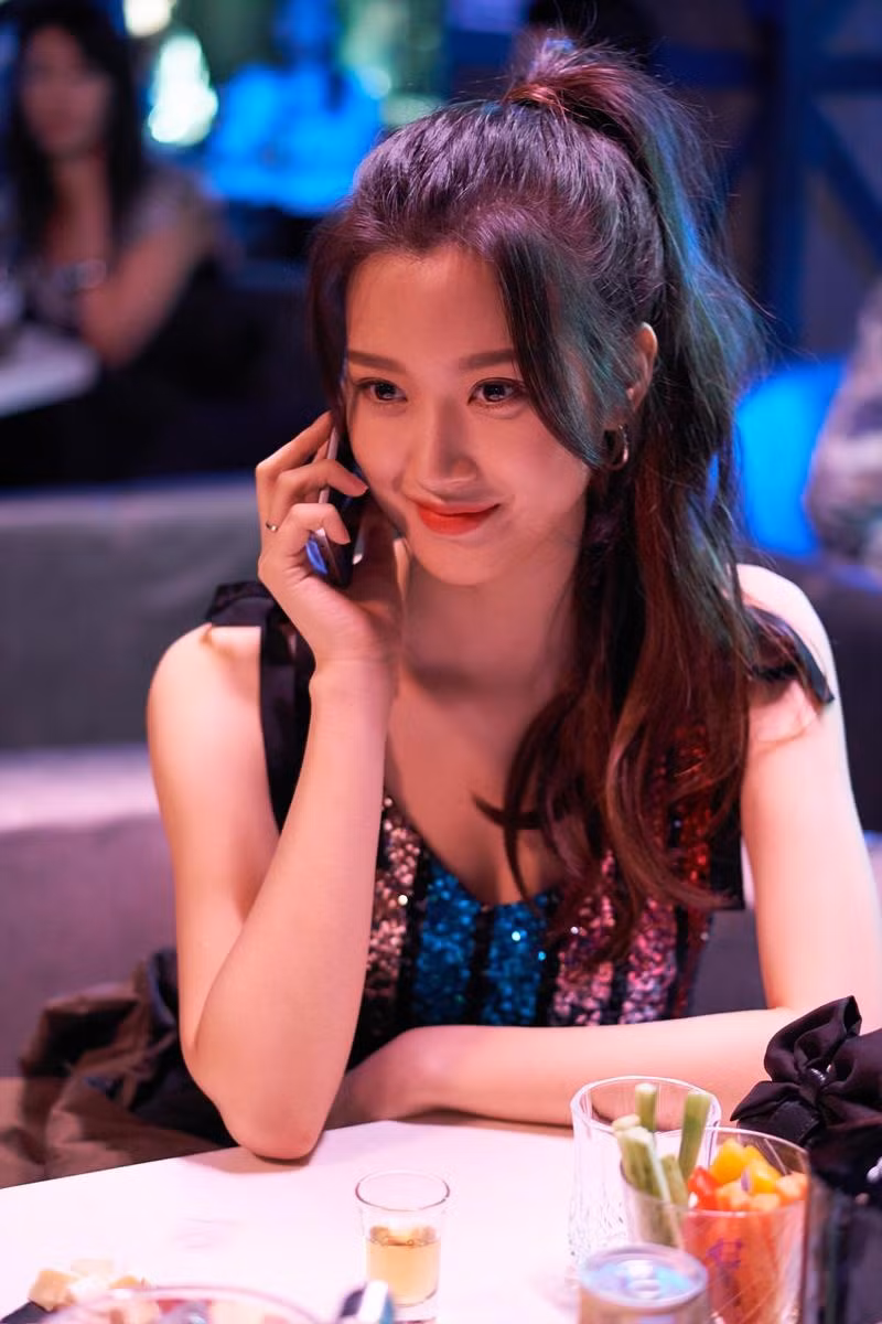 Các dự án mà ngôi sao sinh năm 1996 tham gia như: “The Great Seducer” (Trò chơi tình yêu), Find Me in Your Memory (Tìm lại tình yêu) đều được đánh giá cao về khả năng diễn xuất đa dạng, phong cách thời trang sang chảnh. Ảnh: Instagram.