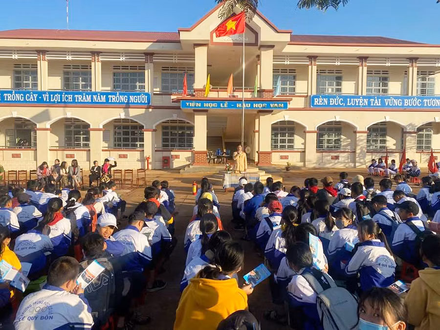  Quang cảnh buổi tuyên truyền. Ảnh: Hà Phương