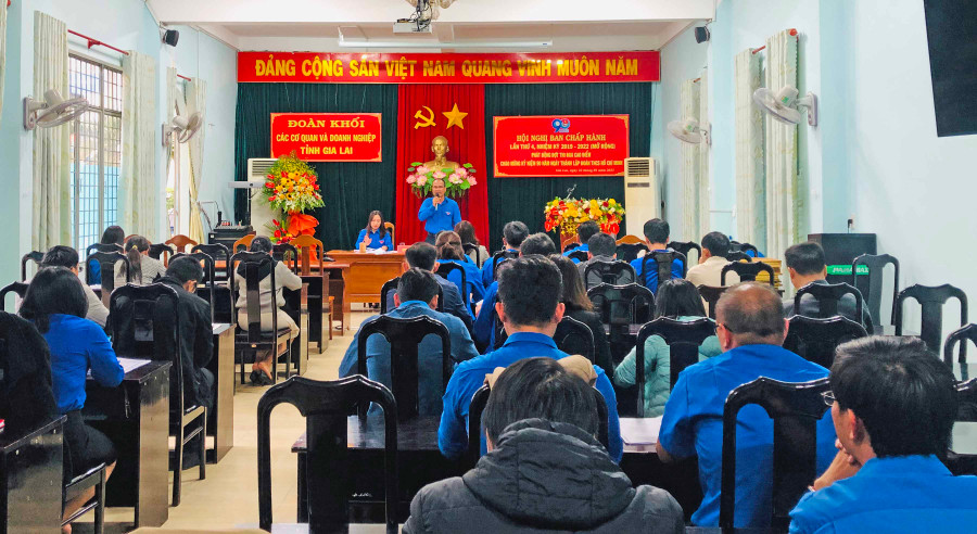 Toàn cảnh hội nghị. Ảnh Phan Lài