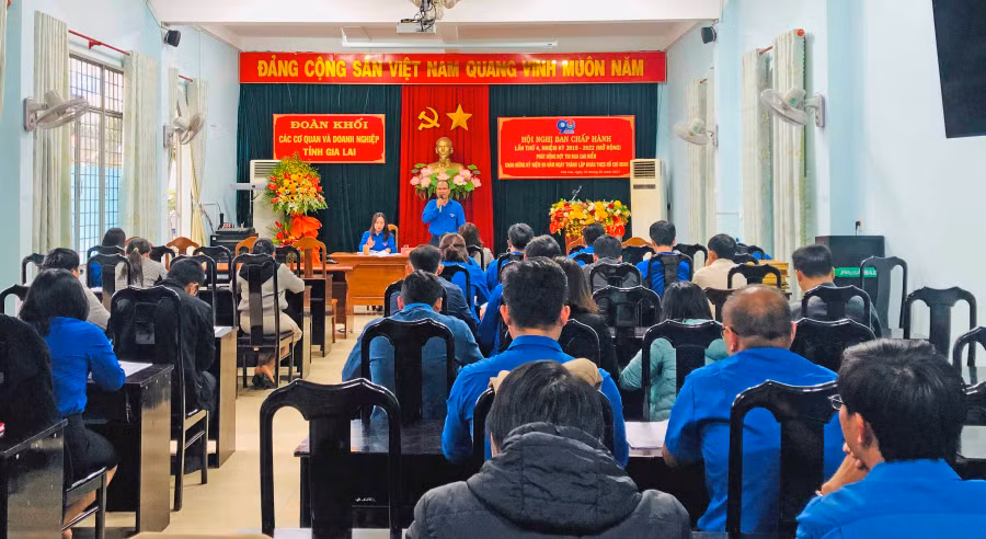 Toàn cảnh hội nghị. Ảnh Phan Lài