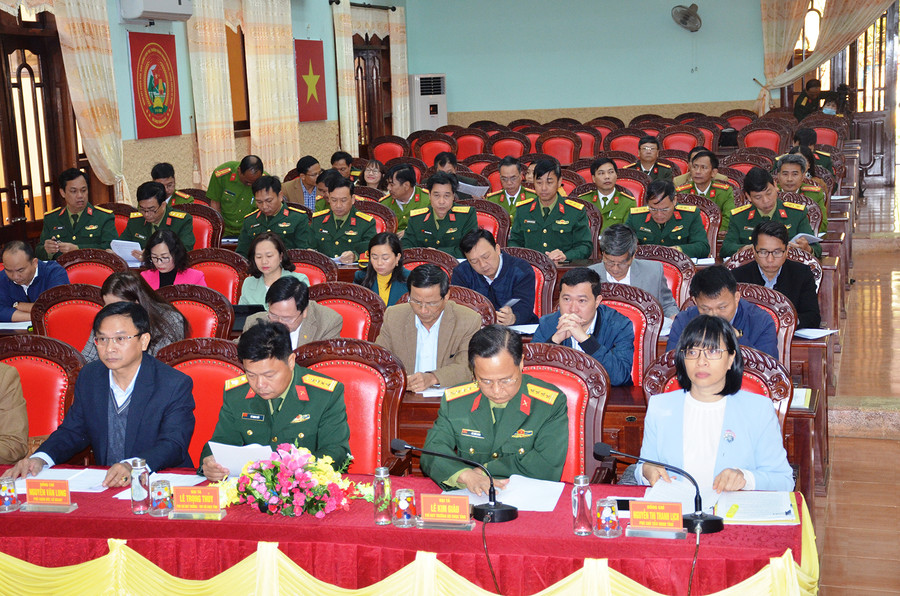 Các đại biểu tham dự hội nghị. Ảnh: Vĩnh Hoàng Các đại biểu tham dự Hội nghị tổng kết công tác giáo dục quốc phòng và an ninh. Ảnh: Vĩnh Hoàng