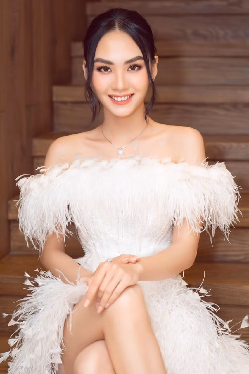 Mai Phương là cô gái có nhiều thành tích tại cuộc thi Hoa hậu Việt Nam. Ngoài danh hiệu Người đẹp Nhân ái, cô còn góp mặt trong Top 5 Người đẹp Du lịch và Top 5 Người đẹp Tài năng. Trước câu hỏi có tiếc nuối khi không giành vương miện chung cuộc, người đẹp cho biết, bản thân hiện tại không còn nghĩ quá nhiều việc này. Cô muốn dồn sức để hoàn thành tốt vai trò Người đẹp nhân ái và cho rằng đây mới là giải thưởng cao quý nhất của bản thân.