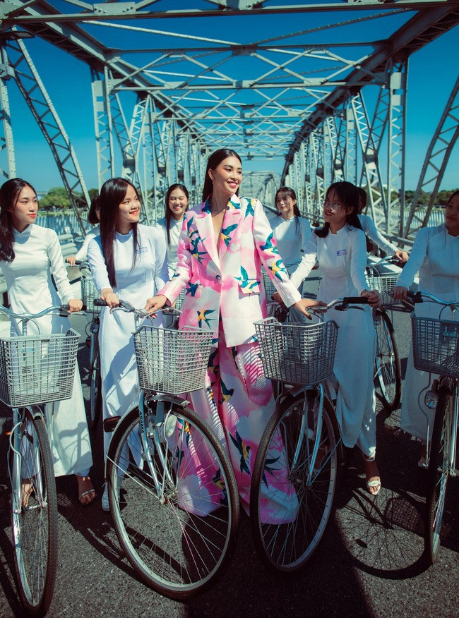 Một trong những điều khiến cô tự hào đó là những hoạt động xã hội ý nghĩa khi còn đương nhiệm.