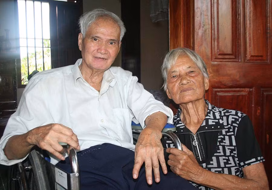 Vợ chồng nghệ sĩ H’Ben-Lê Đức Thịnh lúc sinh thời. Ảnh: Phương Duyên