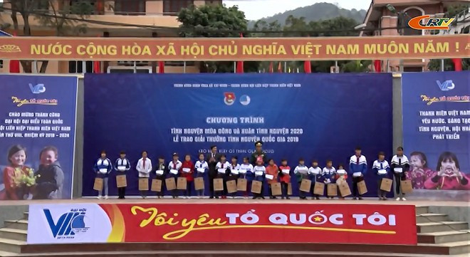 Các hoạt động an sinh xã hội được T.Ư Hội Liên hiệp Thanh niên Việt Nam thực hiện đầu năm 2020 tại Cao Bằng ẢNH ĐĂNG HẢI