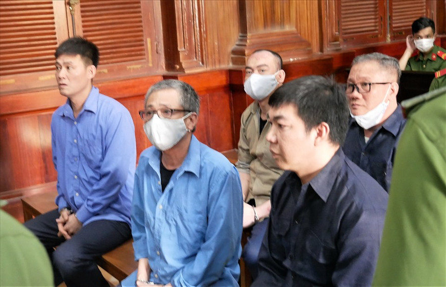  Các bị cáo trong án. Ảnh: A.T