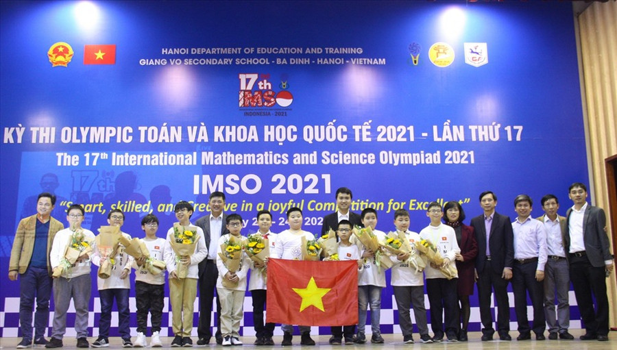 Thí sinh đội tuyển Olympic Toán học.