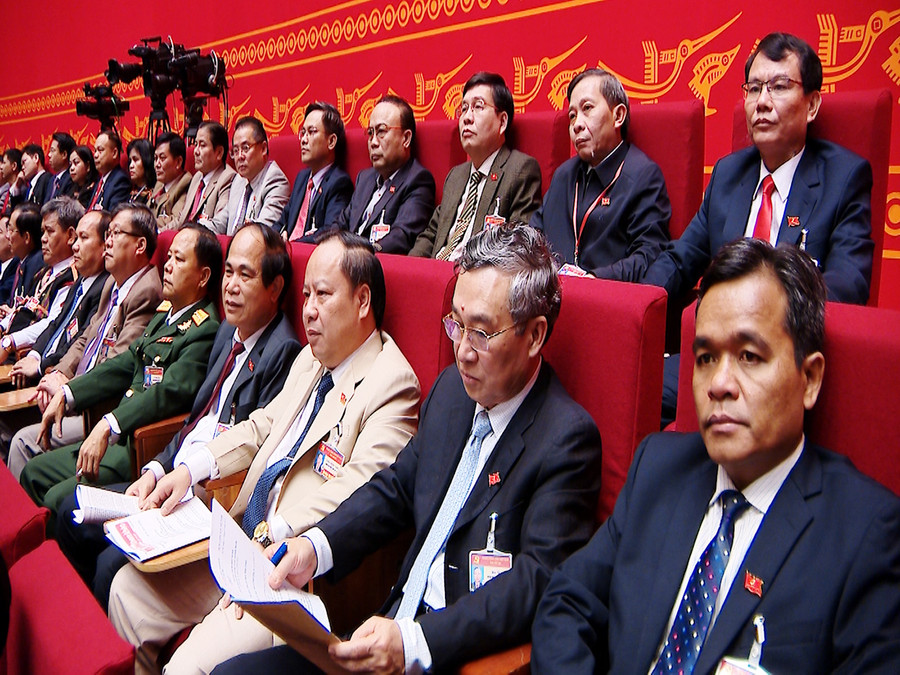 Đoàn đại biểu Đảng bộ tỉnh Gia Lai trong ngày làm việc thứ 4 Đại hội đại biểu toàn quốc lần thứ XIII của Đảng. Ảnh: Phương Dung Đoàn đại biểu Đảng bộ tỉnh Gia Lai trong ngày làm việc thứ 4 Đại hội đại biểu toàn quốc lần thứ XIII của Đảng. Ảnh: Phương Dung