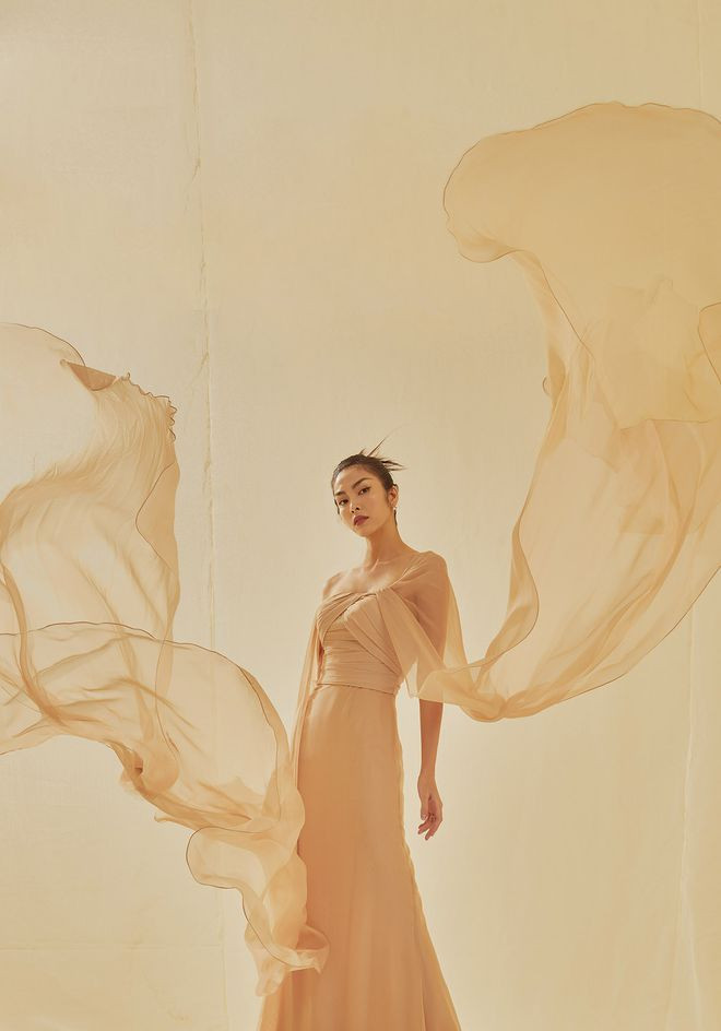 Đạo diễn Nguyễn Quang Dũng từng chia sẻ ông vẫn hi vọng Tăng Thanh Hà sẽ nhớ nghề và quay lại với điện ảnh. Tuy nhiên, nam đạo diễn tôn trọng quyết định của nữ diễn viên ẢNH: NVCC