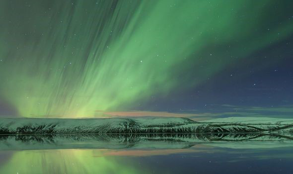 Bão mặt trời có thể gây ra cực quang