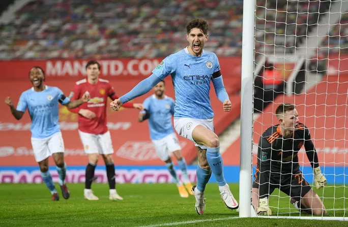 Trung vệ John Stones ghi bàn mở tỉ số cho Man City