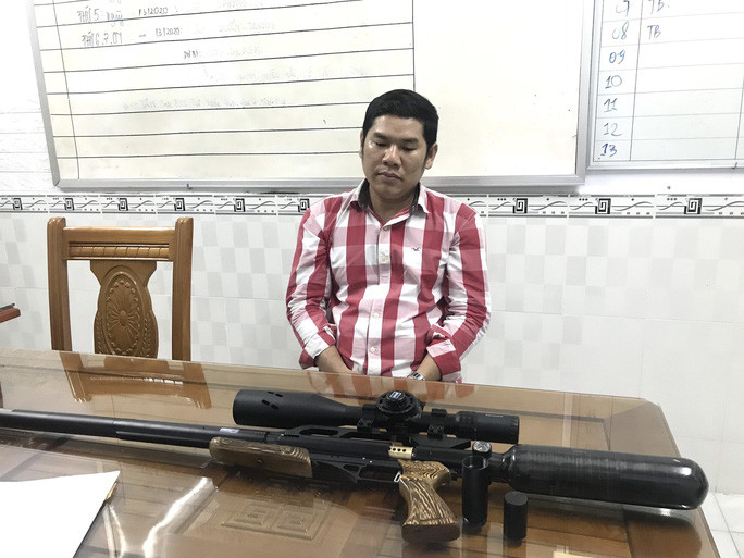  Lê Văn Kính và khẩu súng tự chế