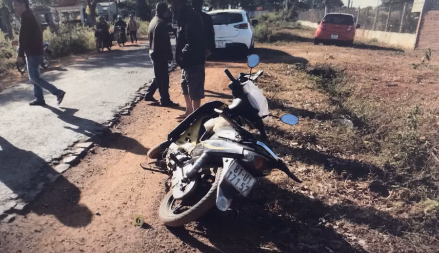 Hiện trường của vụ tai nạn. Ảnh: Lê Văn Ngọc