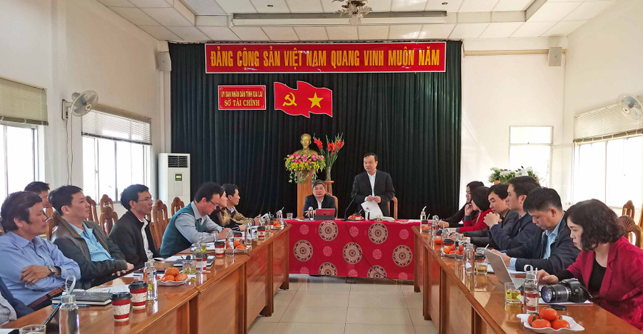 Ông Nguyễn Anh Tuấn, Cục trưởng Cục Quản lý Giá phát biểu tại buổi làm việc với Sở Tài chính, các sở ngành, đơn vị về công tác quản lý giá trên địa bàn Gia Lai.