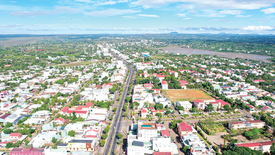  Một góc thị trấn Chư Sê. Ảnh: Quang Tấn
