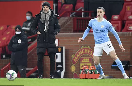 Phil Foden là mối đe dọa thường xuyên với khung thành Man United