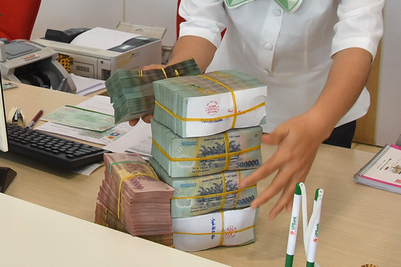 Nhiều ngân hàng thương mại ghi nhận mức lợi nhuận năm 2020 tăng đột biến .Ảnh: TẤN THẠNH Nhiều ngân hàng thương mại ghi nhận mức lợi nhuận năm 2020 tăng đột biến .Ảnh: TẤN THẠNH