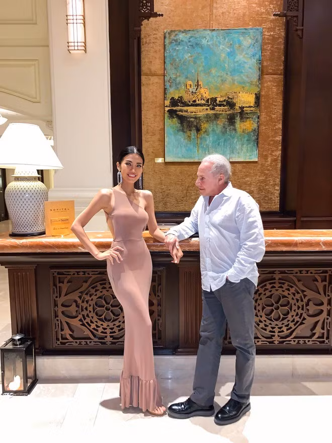  Trong năm 2020, vì dịch Covid-19 phải yêu xa nên Ngân thường thức xuyên đêm để nói chuyện với chồng sắp cưới