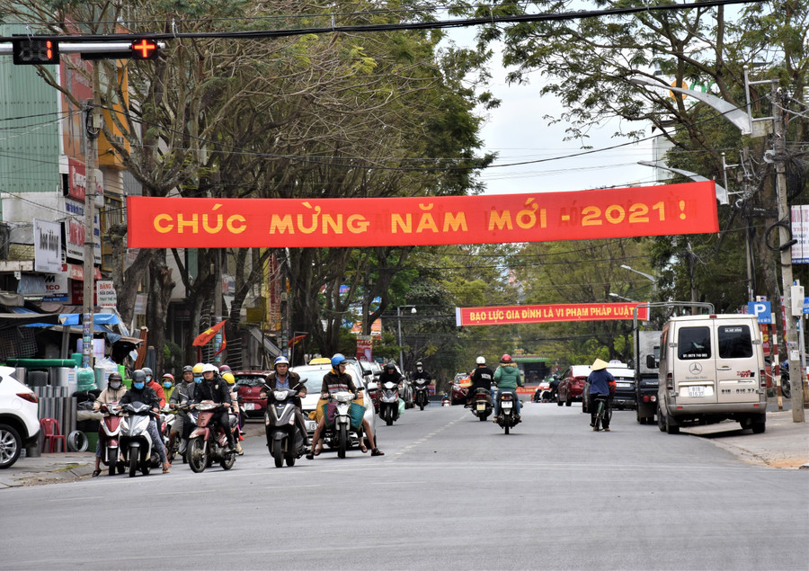Ngày Tết Dương lịch ở Phố núi Gia Lai trôi qua trong tiết trời giá lạnh. Ảnh Trần Dung