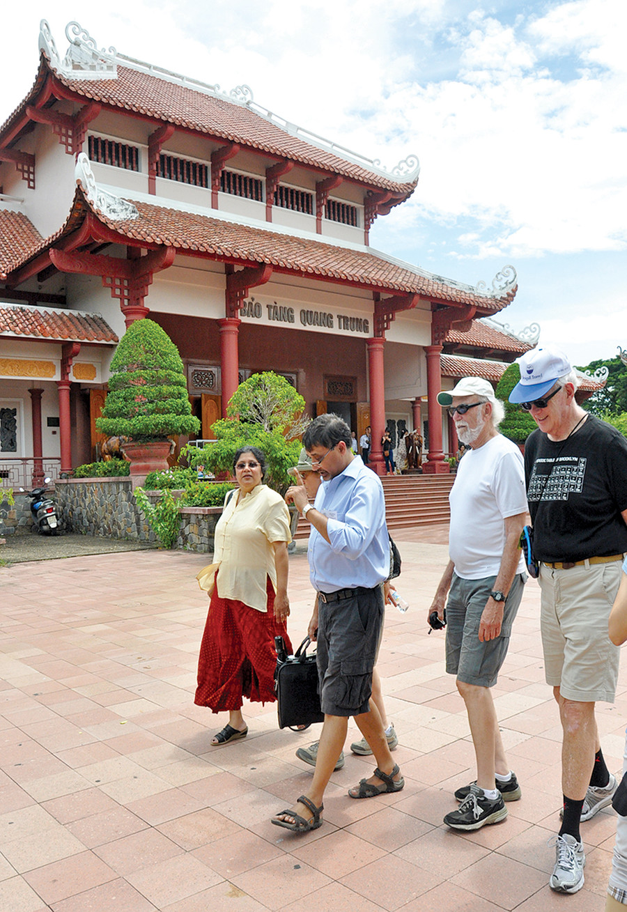 Du khách tham quan Bảo tàng Quang Trung (huyện Tây Sơn, tỉnh Bình Định). Ảnh: Internet Du khách tham quan Bảo tàng Quang Trung (huyện Tây Sơn, tỉnh Bình Định). Ảnh: internet