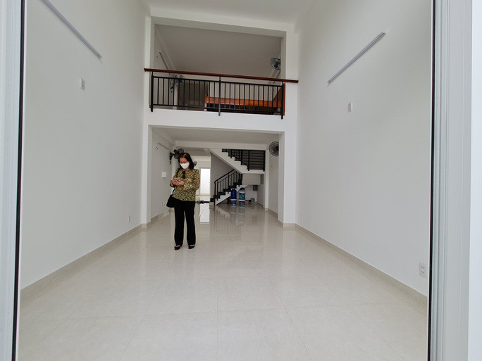 Bên trong căn nhà dành cho người mù, người vô gia cư. Bên trong căn nhà dành cho người mù, người vô gia cư.
