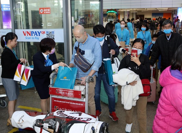 Thành phố Đà Nẵng đón chuyến bay đầu tiên của năm 2021. (Ảnh: Trần Lê Lâm/TTXVN)