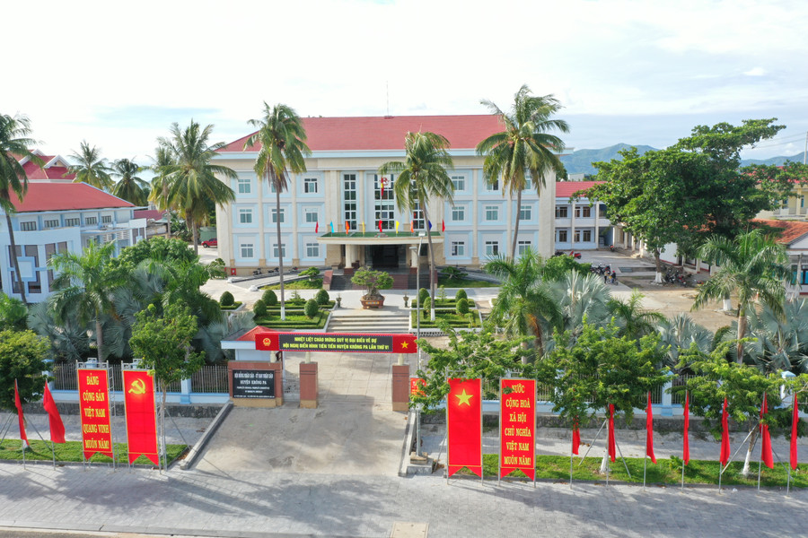 Khu trung tâm hành chính huyện Krông Pa. Ảnh: LÊ NAM