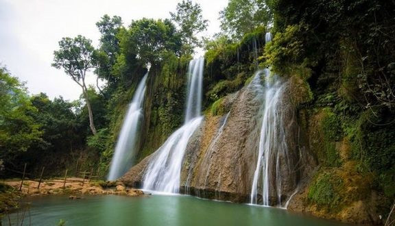 Thác Dải Yếm. Ảnh: foody