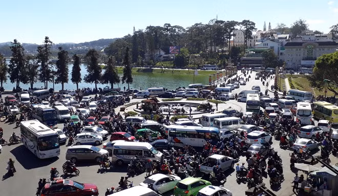 Đến đầu năm 2021, Đà Lạt là thành phố duy nhất cả nước không có đèn xanh đèn đỏ ẢNH: LÂM VIÊN