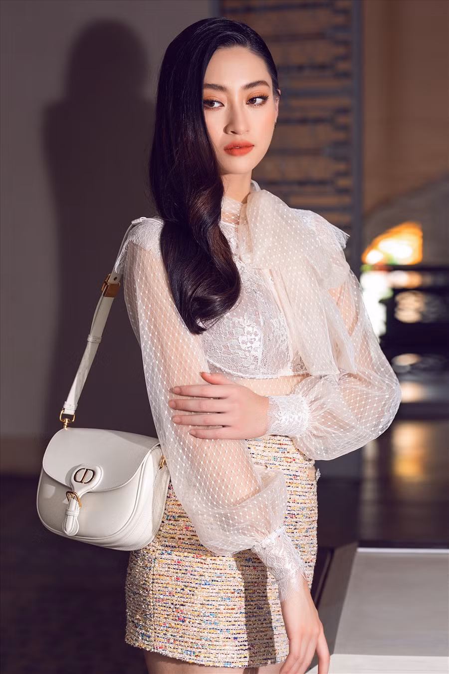 Cô nàng đại diện cho hình tượng người phụ nữ thông minh và sắc sảo, luôn thu hút mọi ánh nhìn dù xuất hiện ở bất cứ đâu.