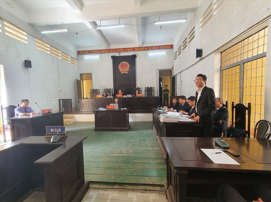 Toàn cảnh phiên toà. Ảnh: Bảo Trung