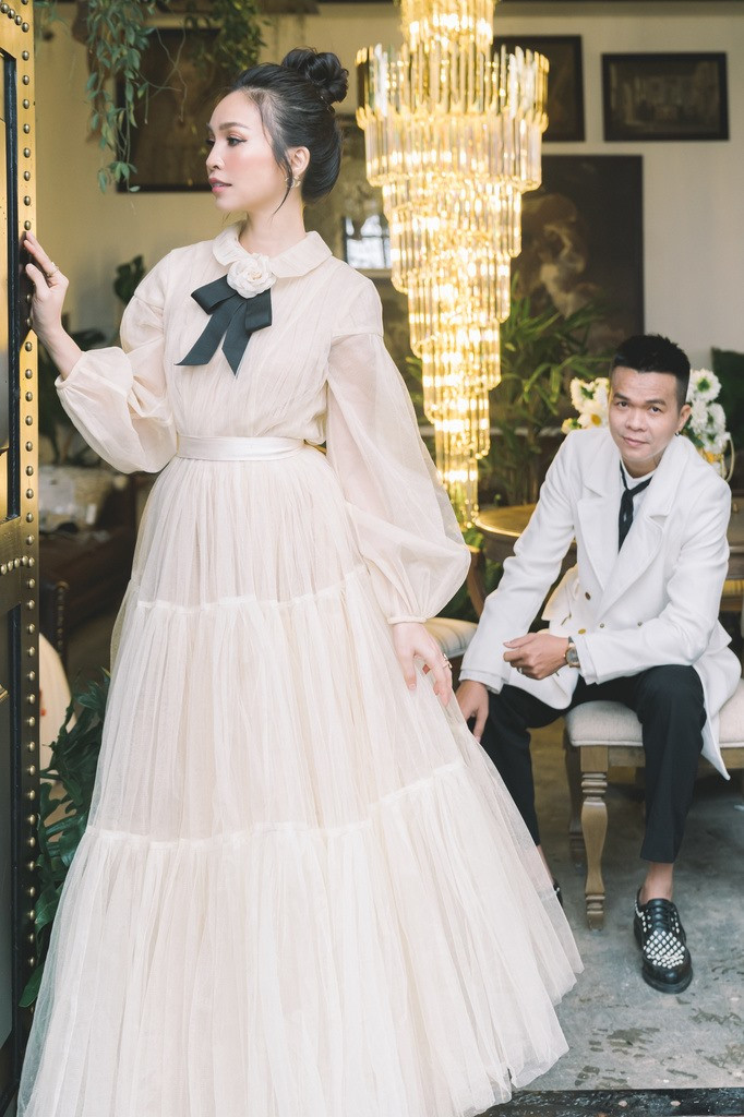 Đây là lần trở lại nghệ thuật hiếm hoi của nữ ca sĩ sau thời gian 