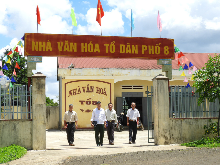 4-THANH NHẬT -Tổ dân phố 8 phường Yên Thế là đơn vị tiêu biểu nhiều năm liền đạt danh hiệu văn hóa DSCN9494