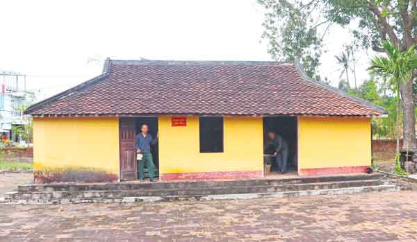 Nhà khói hiện hữu cùng với An Khê trường (thuộc Khu di tích lịch sử-văn hóa Tây Sơn Thượng đạo, thị xã An Khê) hàng trăm năm qua. Ảnh: Ngọc Minh